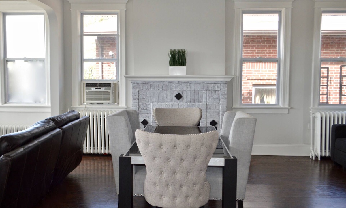 North Bergen House | Sanitized, Lux/Colonial 20 mins from NYC