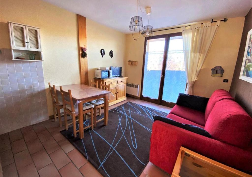 Sainte-Leocadie Apartment | SANTA LEOCADIA v