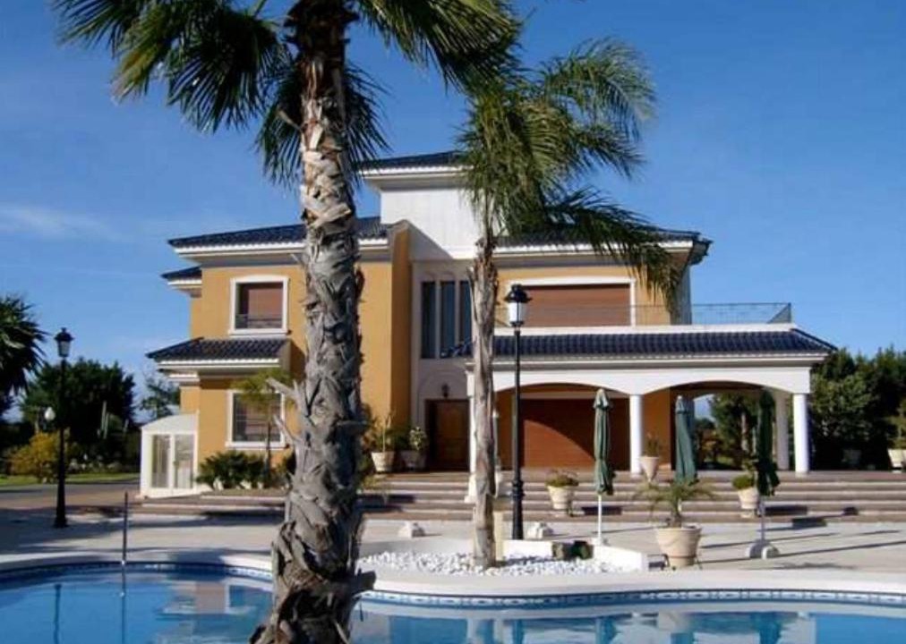 Elche Villa | Santa Maria