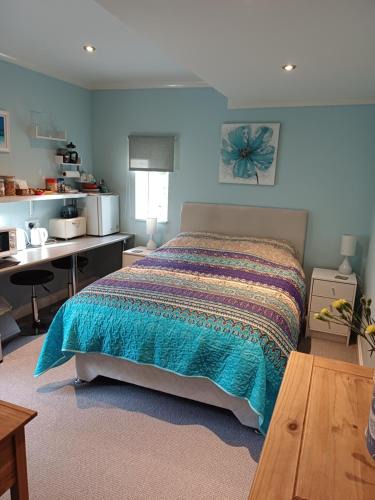 Westbury Bed & Breakfast | Santi Bhavana Bed & Breakfast