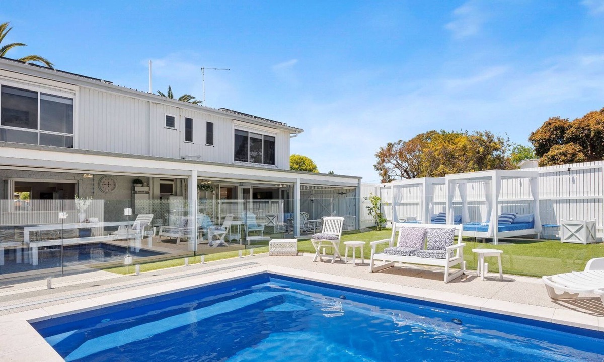 Safety Beach House | Santorini Beach House