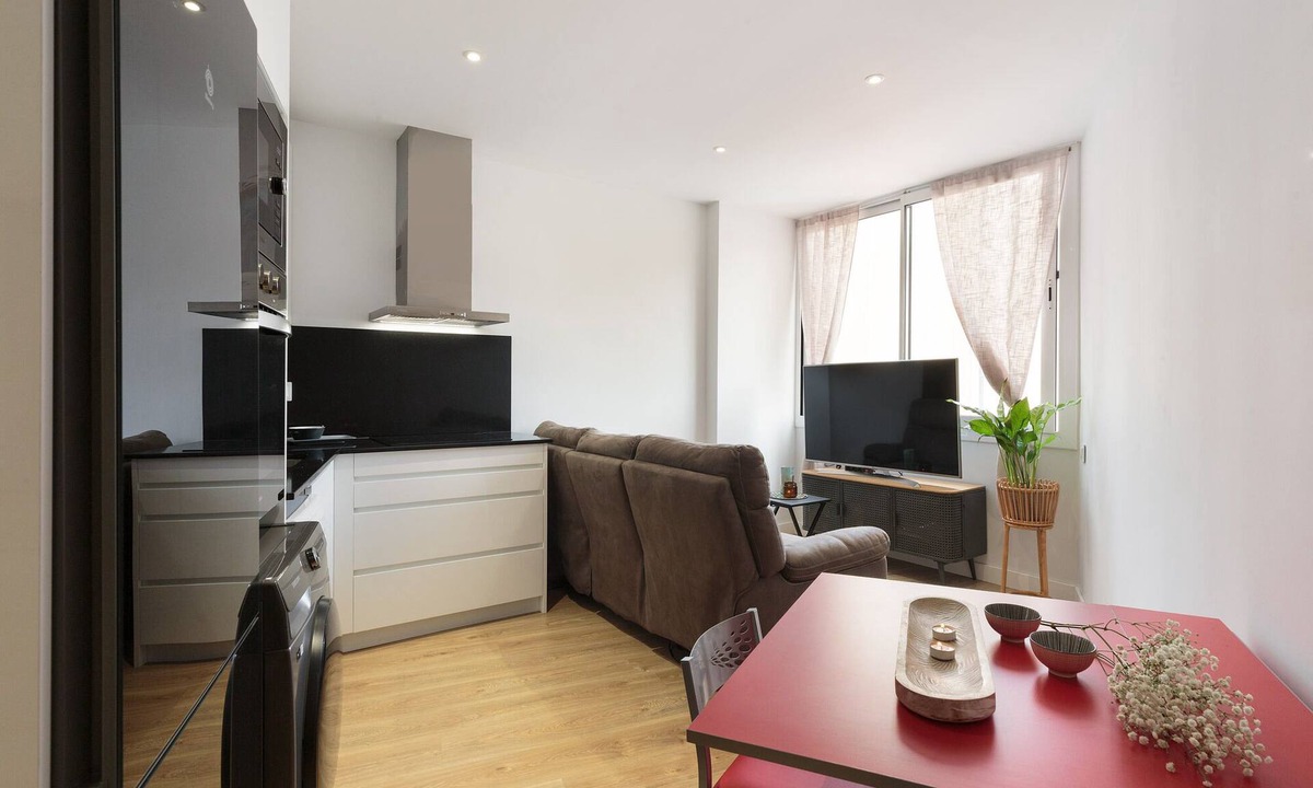 Sants-Badal Apartment | Sants Estudio - One Bedroom Apartment, Sleeps 2