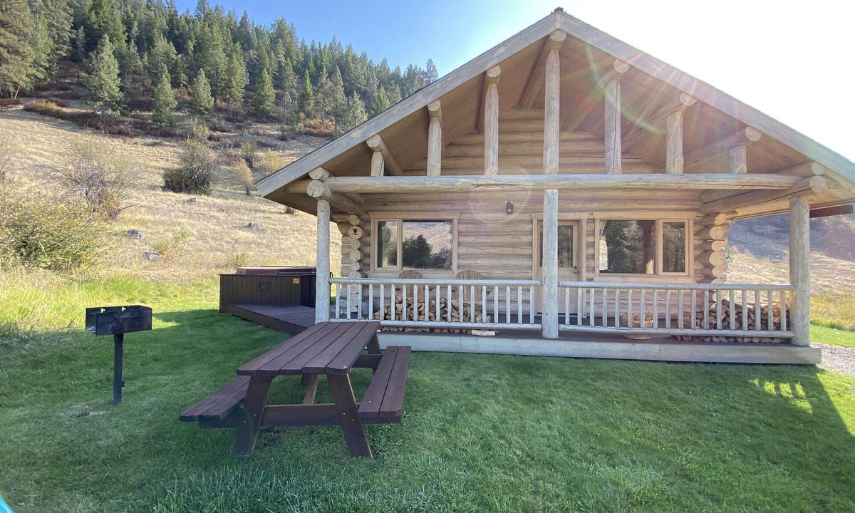 Darby Cabin | Sapphire Cabin at Rye Creek Lodge