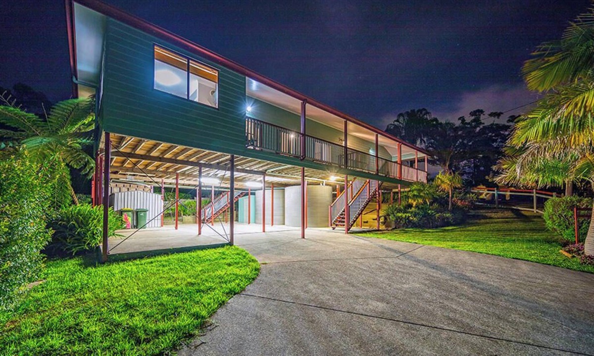 Eagle Heights House | Sapphire Sunrise