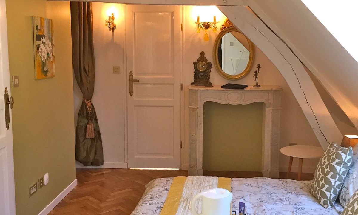 Elincourt-Sainte-Marguerite Bed & Breakfast | Sarah Room: Maison Elincourt B&B/Bed and Breakfast and Spa + breakfast + Spa