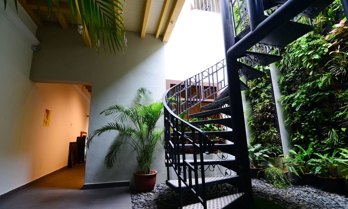 Kampung Kuchai Hotel | Sarang Paloh Heritage Stay & Event Hall