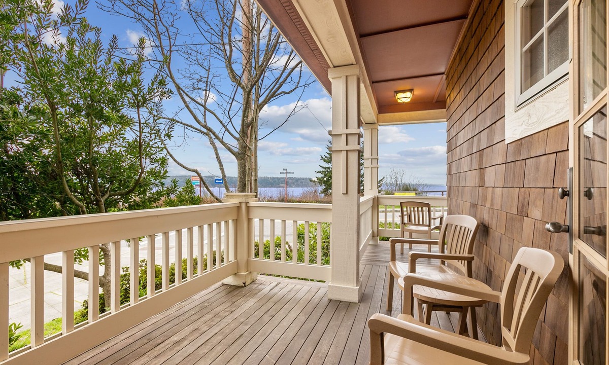 Langley House | Saratoga Inn