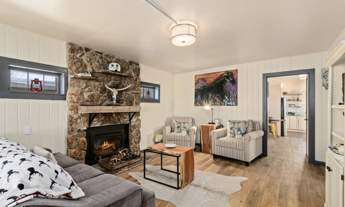 Saratoga House | Saratoga Stage Coach Stop