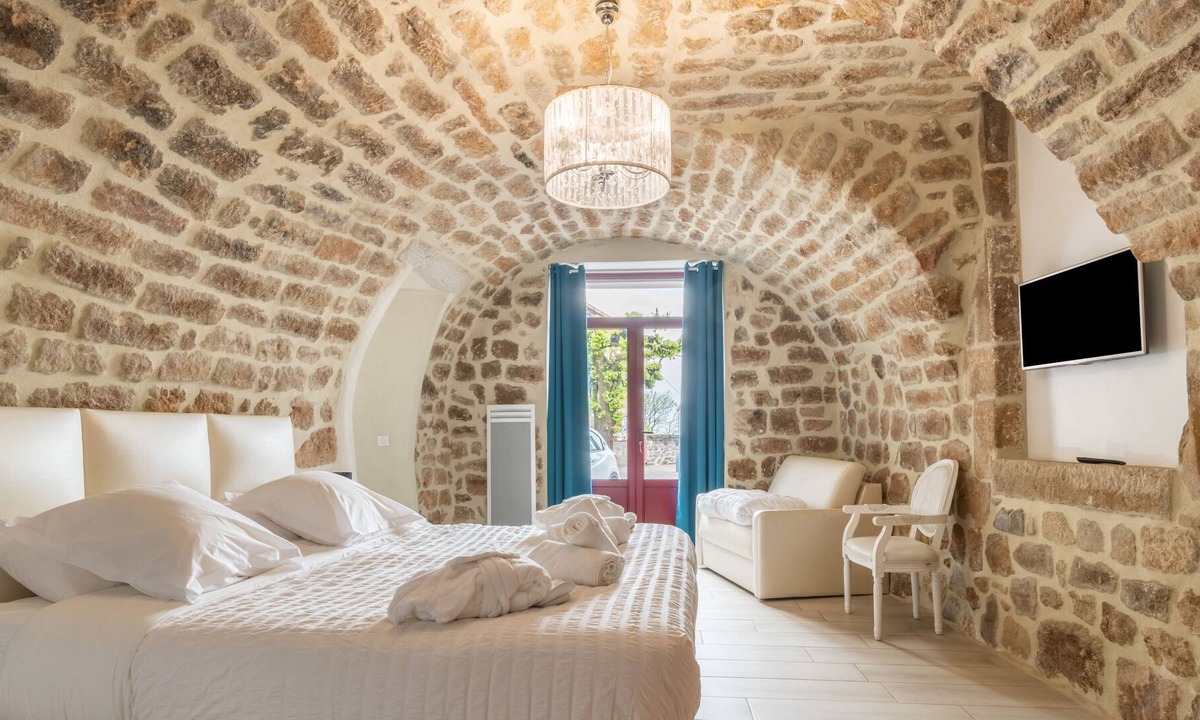 Sanilhac House | Sardone - Charmant gîte 3e jacuzzi et sauna