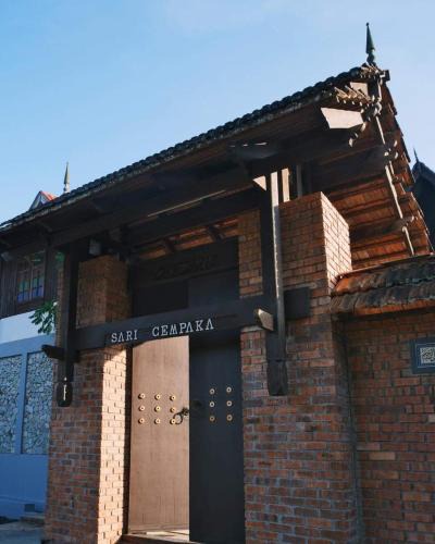 Karak House | Sari Chempaka Home Stay