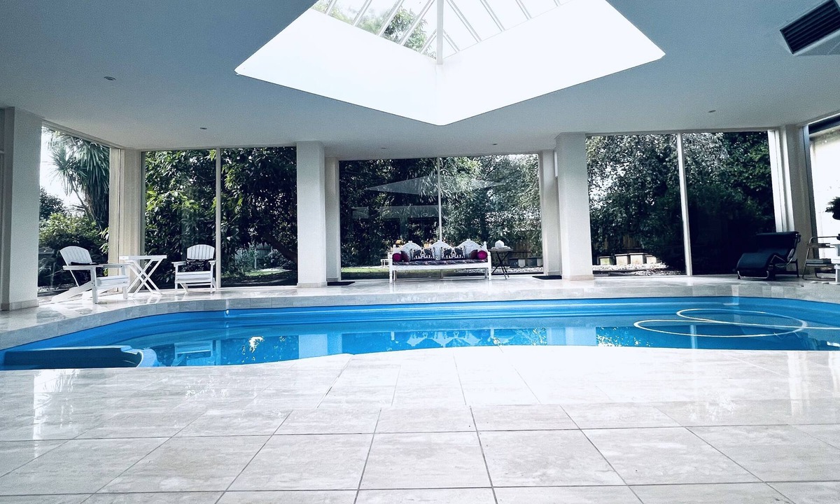 Traralgon House | Sarovar Holidays Traralgon - Make your days memorable.