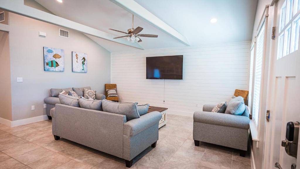 Safe Harbor House | Sassy Seahorse home