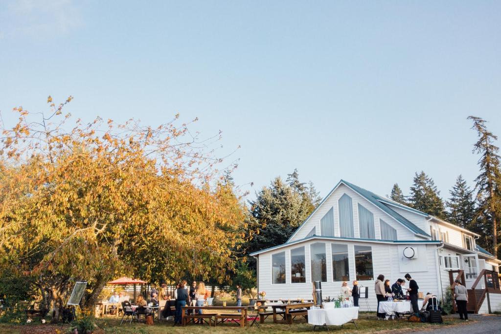 Friday Harbor Bed & Breakfast | Saturn's Return