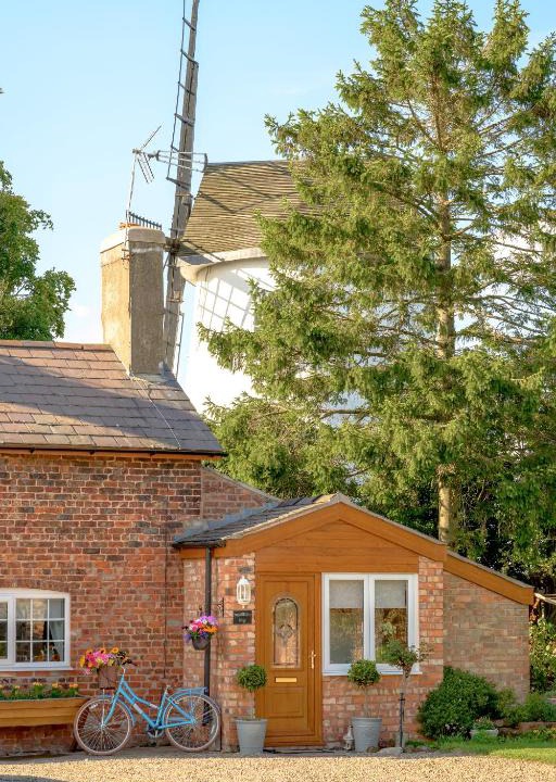 Chorlton-by-Backford House | Saughall Mill Farm Cottage