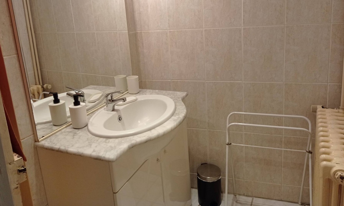 Saulieu Apartment | Saulieu town center apartment