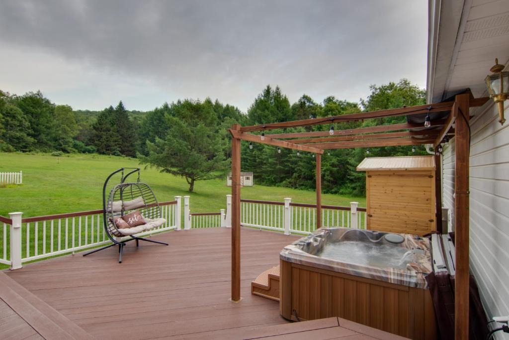 Coudersport House | Sauna, Spa & Stargazing: Coudersport Home!