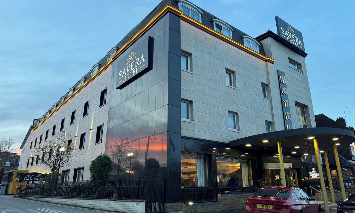 South Ruislip Hotel | Savera Hotel South Ruislip