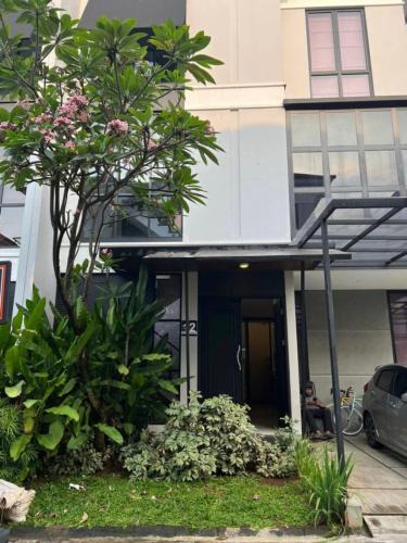 Jakarta House | SAY Home - Cozy 3BR Home in South Jakarta