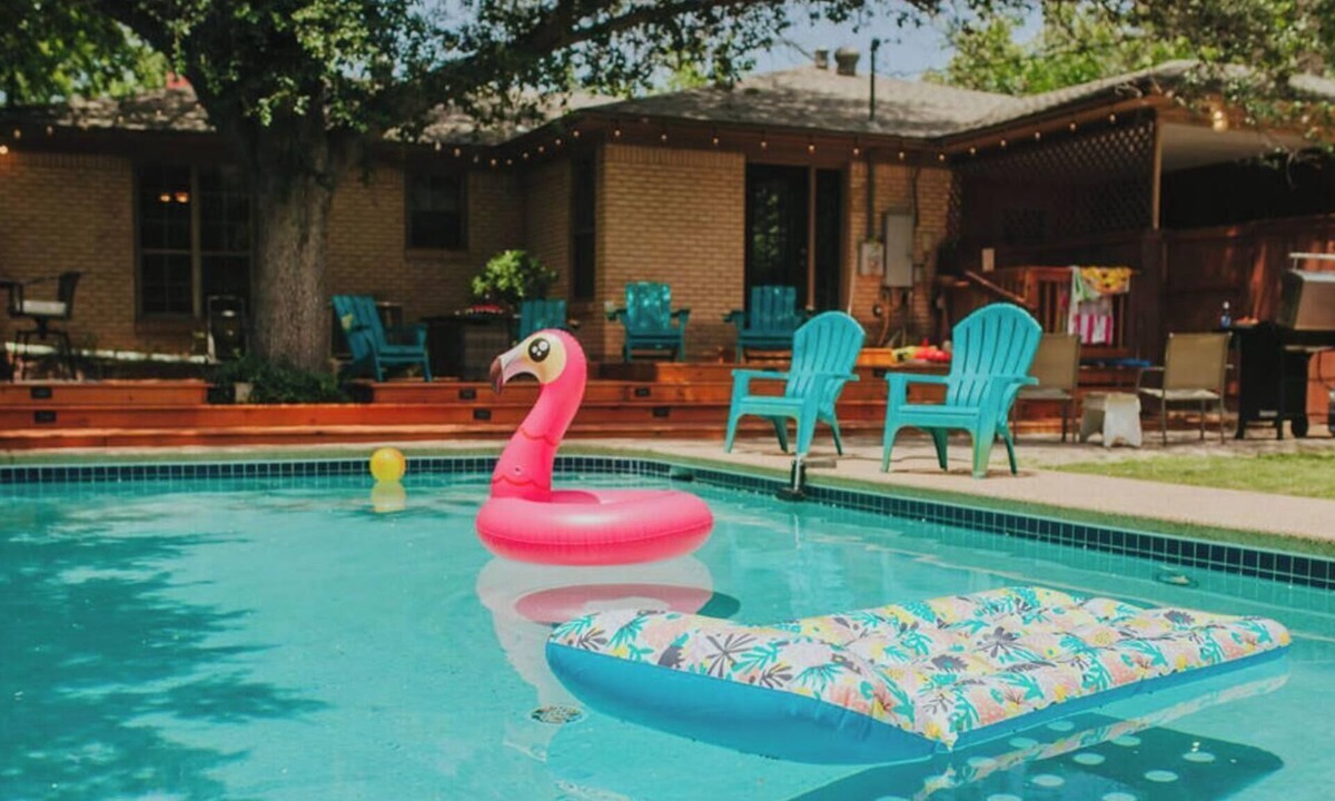 Sayles Blvd. Area House | Sayles Ranch + Hideout Cabin- Huge Deck + Pool!