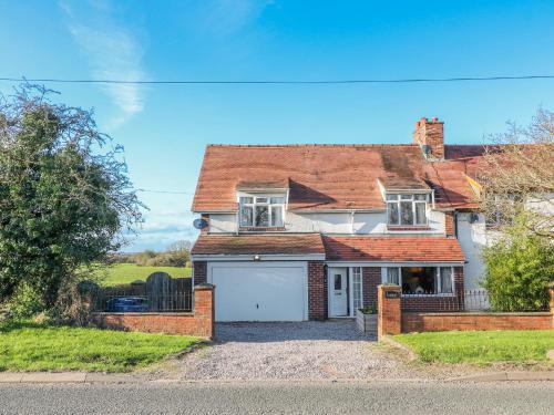 Stone House | Scamnel