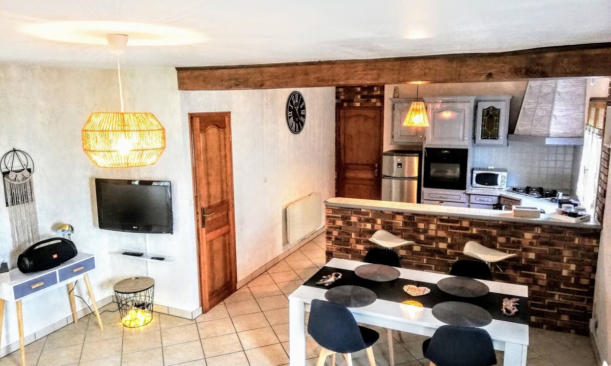 Marly-la-Ville House | SCANDI-HOUSE 🌟 CDG✈️/Asterix 15mn/chantilly 20mn 🌟 Shuttle 🚙
