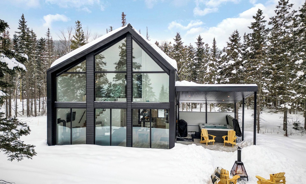 Saint Urbain Ski Chalet | Scandinavian Chalet in Saint-Urbain, Charlevoix