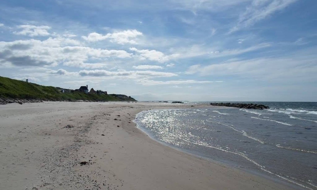 Liseleje Cottage | Scandinavian cottage, walking distance to beach, shops, cafes and restaurants