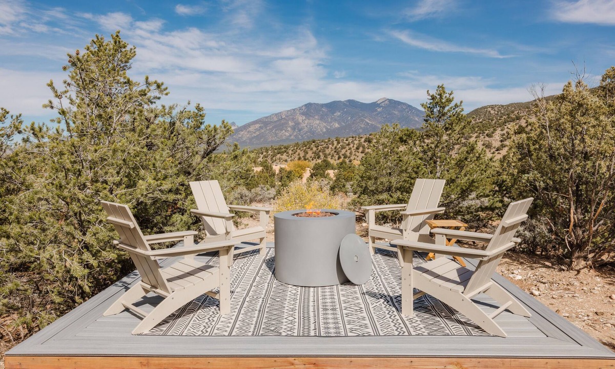 Taos House | Scandinavian + Southwest, Mtn Views, Patio Firepit