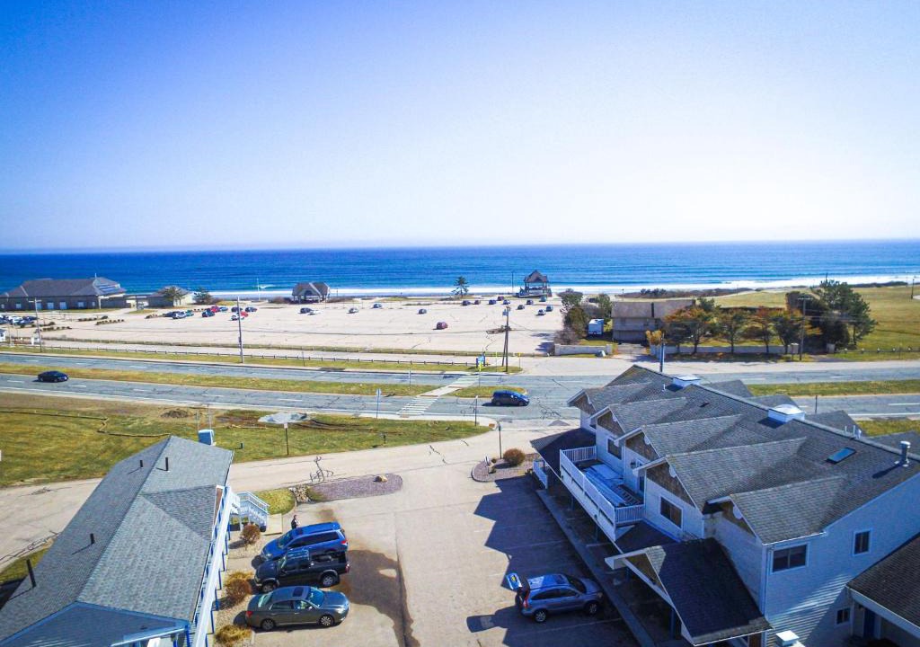 Eastward Look Hotel | Scarborough Beach Motel