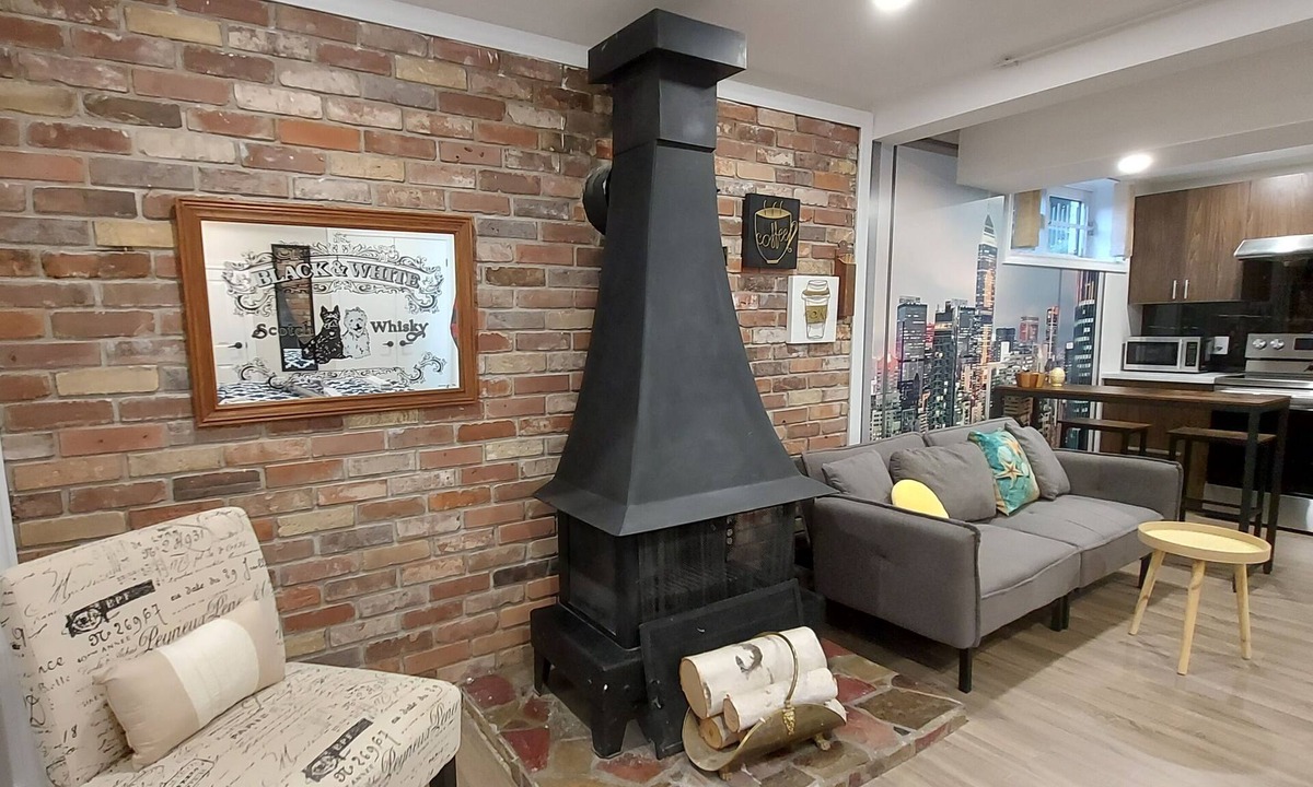 Guildwood House | Scarborough bluffs hidden gem