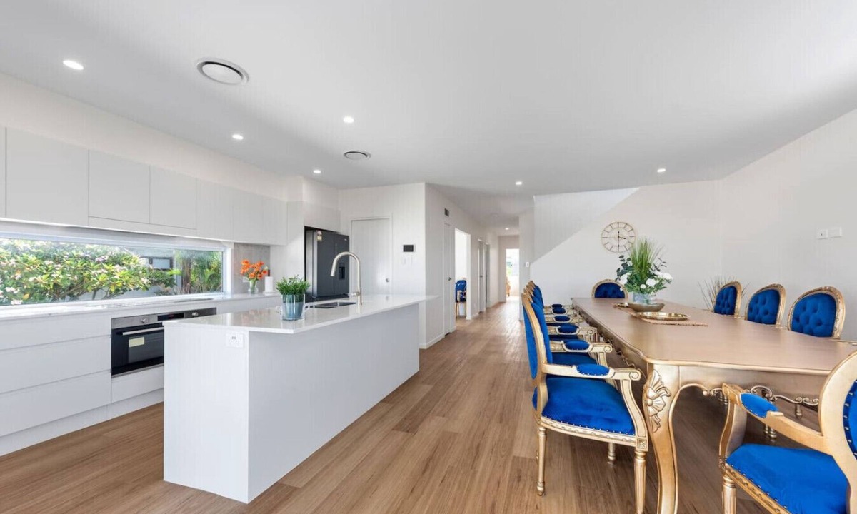 Scarborough Apartment | Scarborough Shores - Waterfront