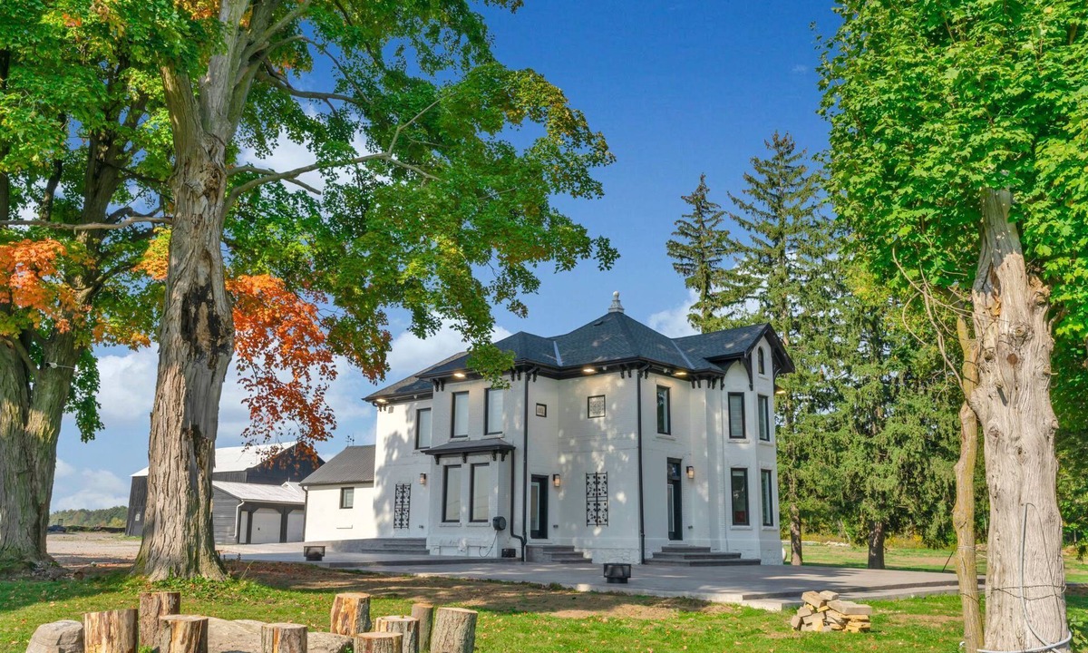 Milton Other | Scenic 10 Acre Farm House - Host Your Event Here