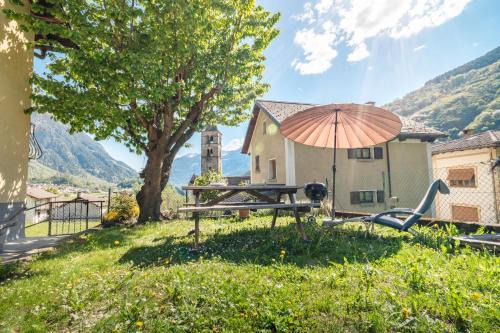 Aquila Apartment | Scenic Alps View Getaway