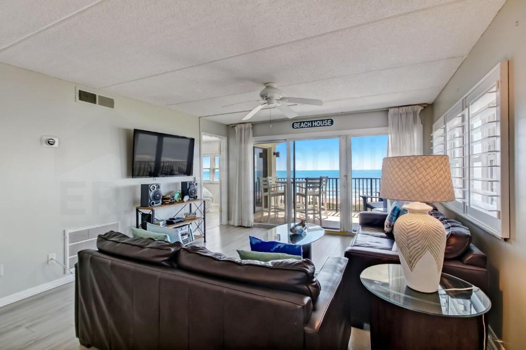 Fernandina Beach Apartment | Scenic Oceanview Condo