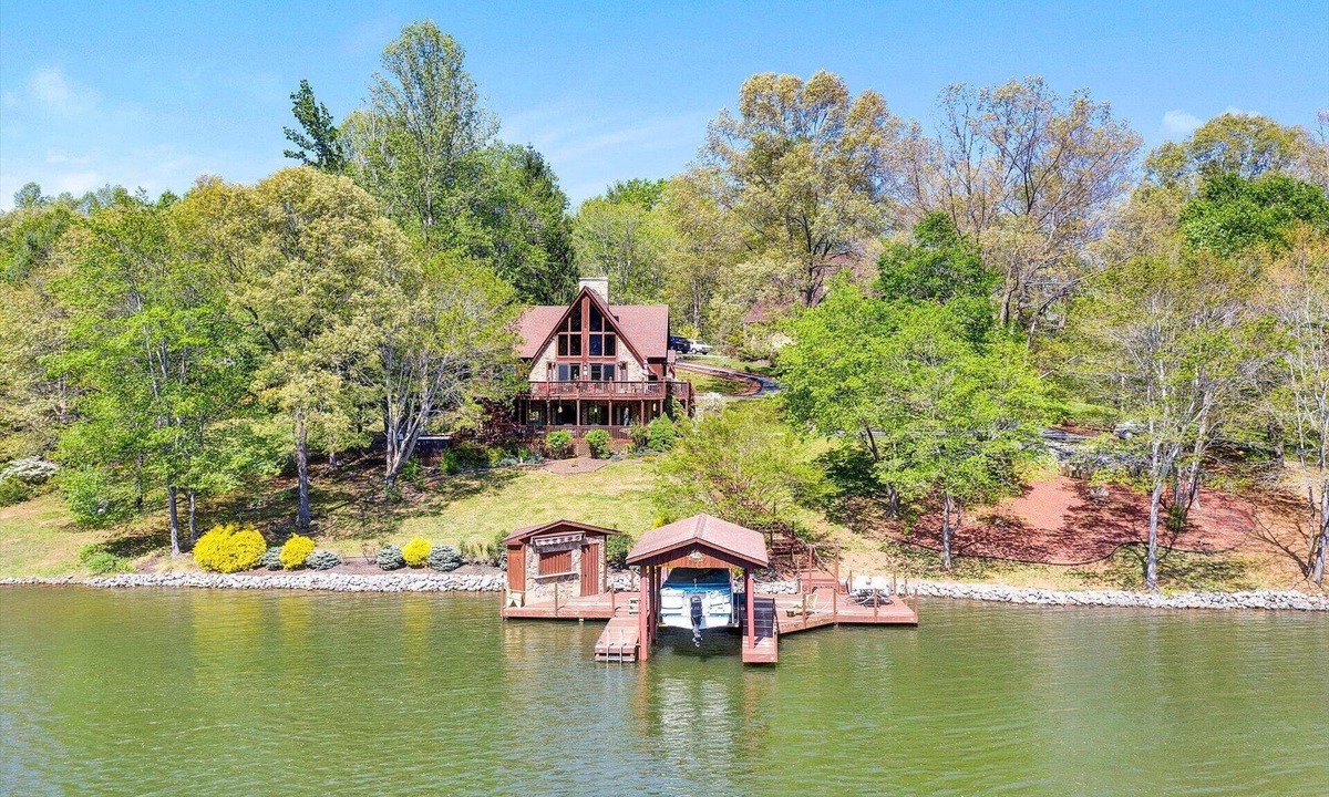 Goodview House | Scenic Waterfront A-frame with hot tub and dock