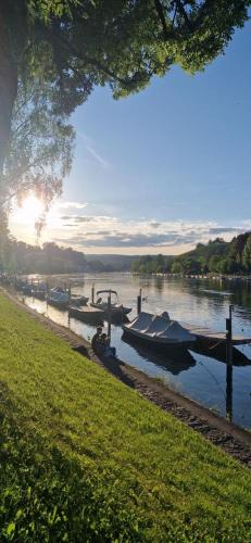 Andelfingen District Apartment | schönes 1 Zimmer Studio mit privatem Badezimmer
