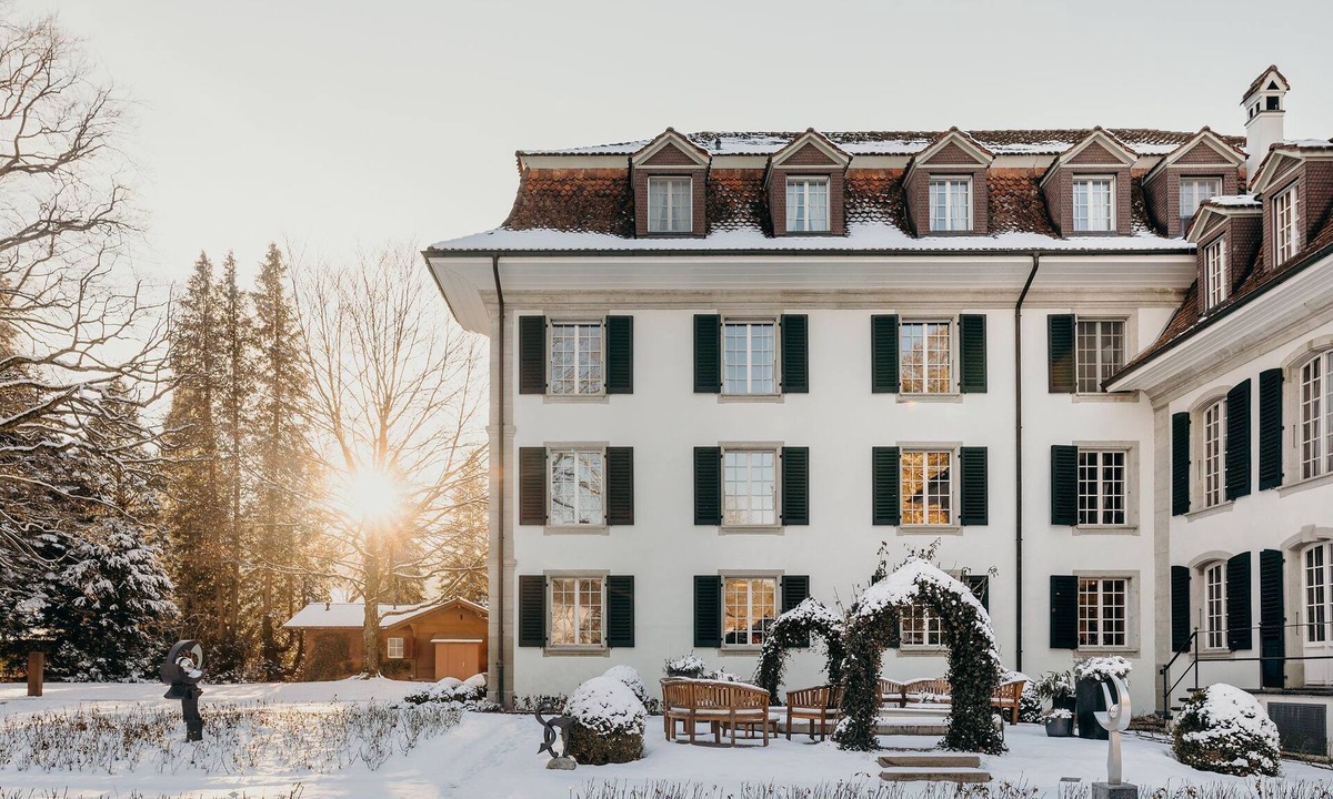 Konolfingen Hotel | Schloss Huenigen