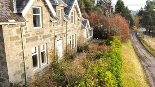 Newtonmore House | Schoolhouse