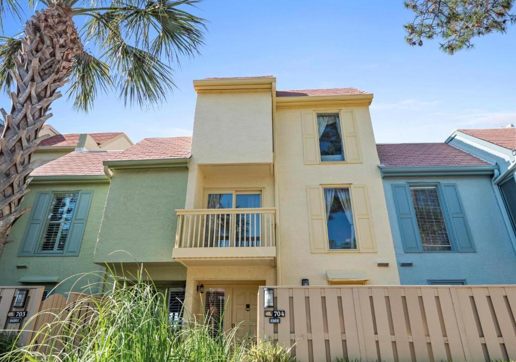 Harbour Town Villa | Schooner Court 704