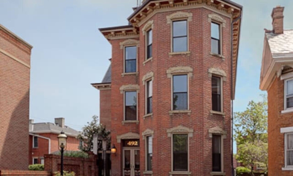 German Village Apartment | Schwartz Castle German Village