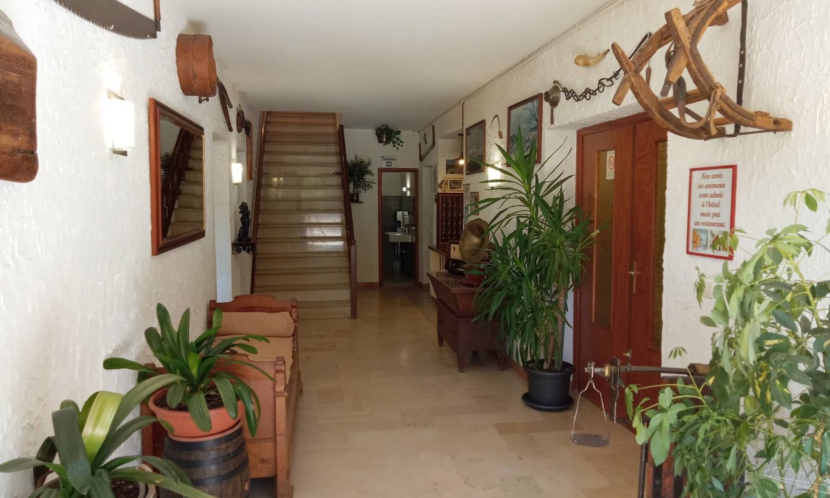 Evisa Hotel | Scopa Rossa