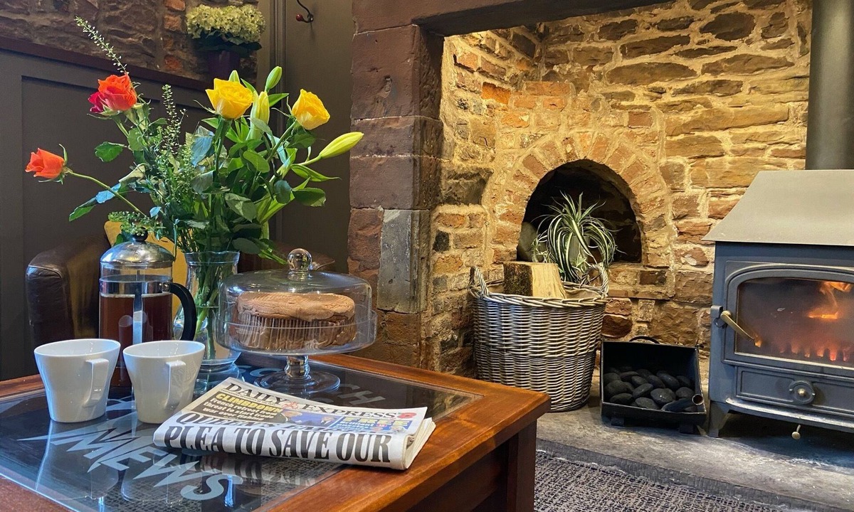 Wing House | Scotch Arms Mews