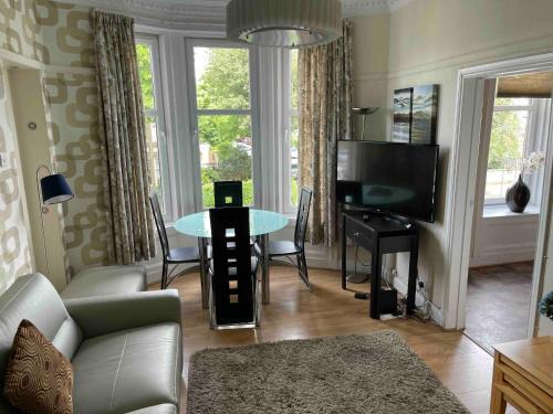 Whiteinch Apartment | Scotstoun 1 Bed Flat