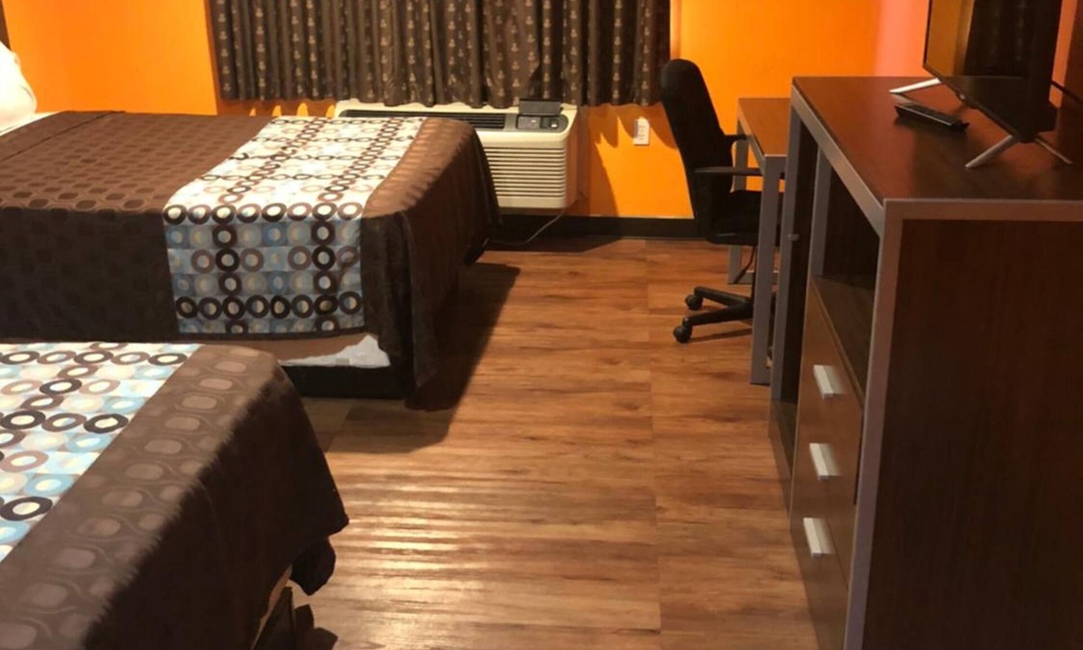 Southeast Houston Hotel | Scottish Inn & Suites - Hobby Airport