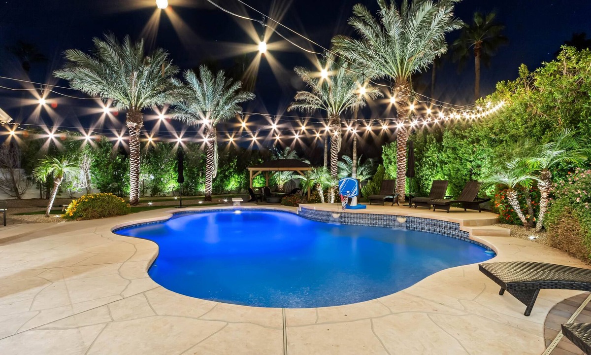 Paradise Valley Village House | Scottsdale Dream Estate: A luxurious 6-bedroom retreat in Kierland, perfect for families.