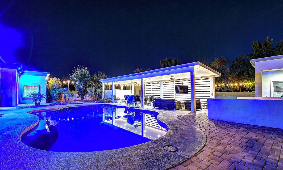 Shea North Estates House | ScottsdaleStays Multimillion 9BR Estate – Resort Backyard - Bachelor-Friendly