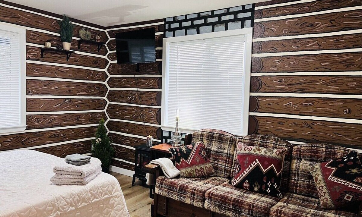 Southeast Salem Apartment | Scout- a rustic “cabin” apartment, very fast wifi