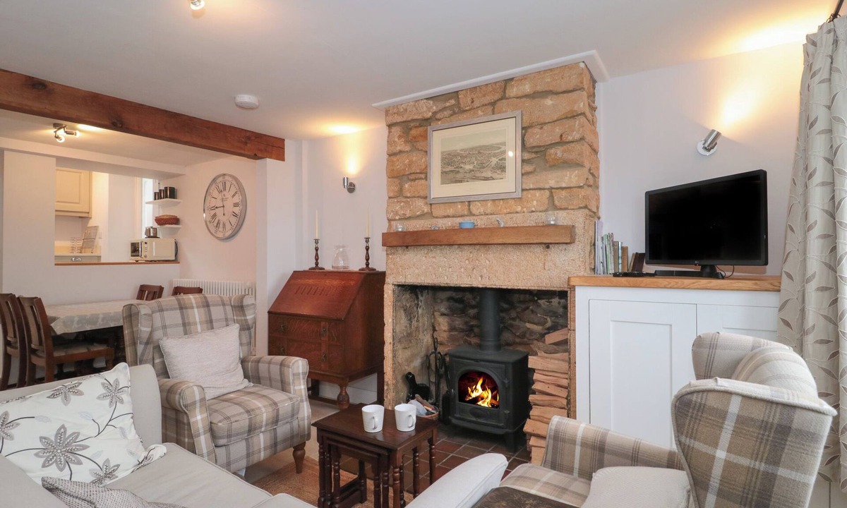 Stoke-sub-Hamdon Cottage | Scrambles Cottage