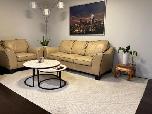 Des Moines Apartment | SEA Airport Coastal Apartments, located just 15 min from SeaTac Airport and 5 min from Des Moines Marina