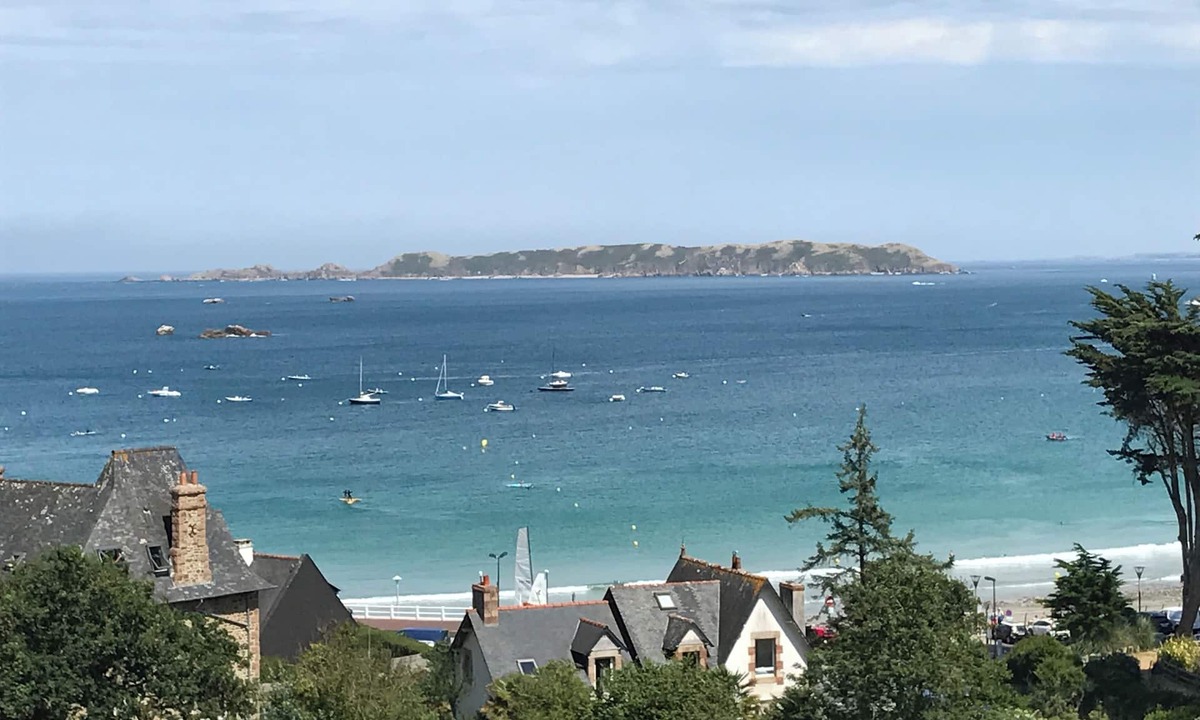 Perros-Guirec Apartment | Sea and beach view on foot